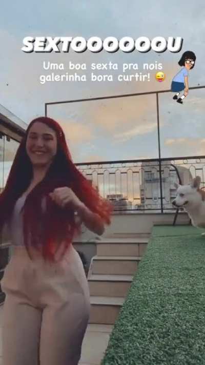 Diana Zambrozuski (rebolando)