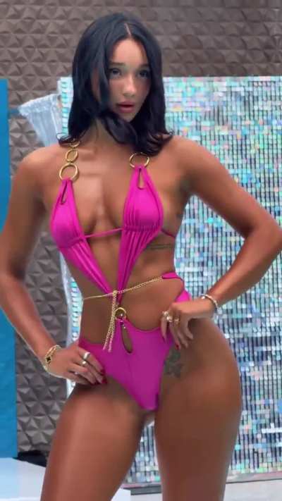 𝔾𝕖𝕪𝕟𝕒 𝕊𝕚𝕝𝕧𝕖𝕚𝕣𝕒 | Bathhouse Swimwear | New York Swim Week ‘25