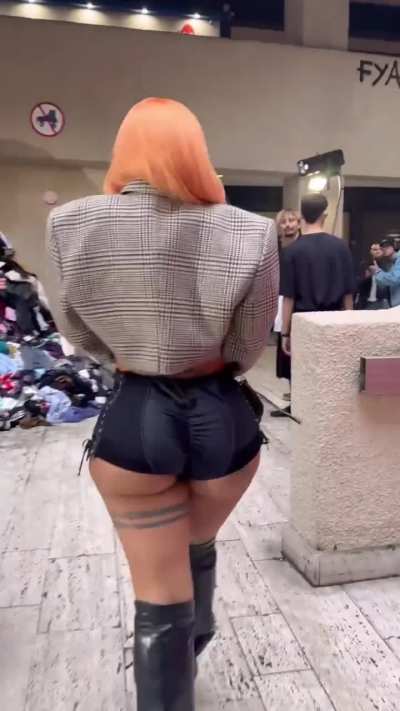 ass out