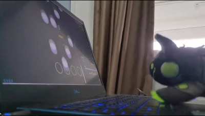 watch this stupid computer have human reaction time