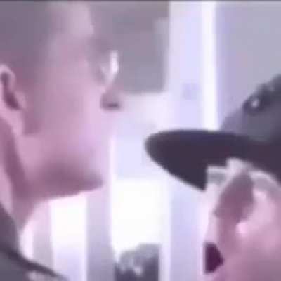 Rare penis gobbler man 🪱 fotage