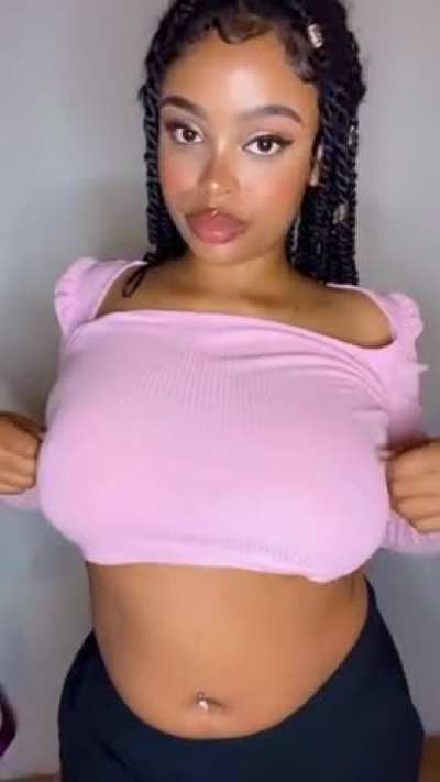 I want to see you get down on me while holding these tits