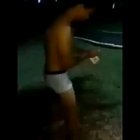 TOCHA HUMANA INDO SALVAR O MUNDO