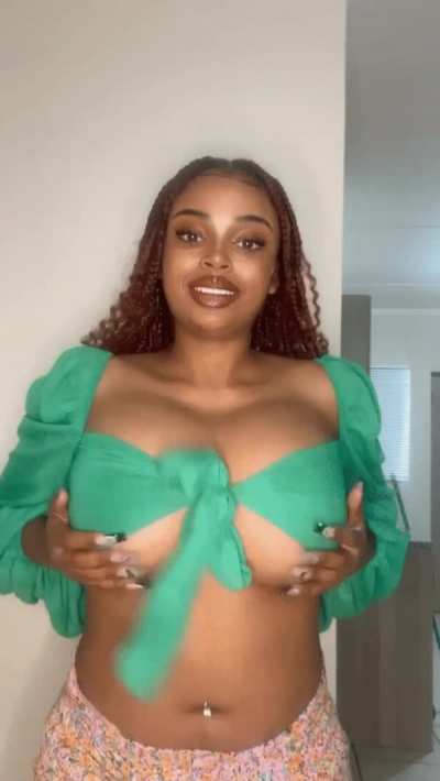 Fucktoy or Girlfriend material?