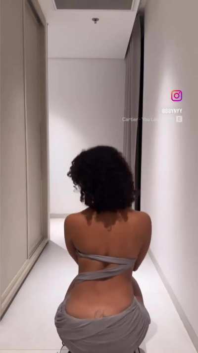 🤤