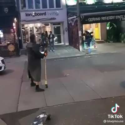 Longboard Opera Singer