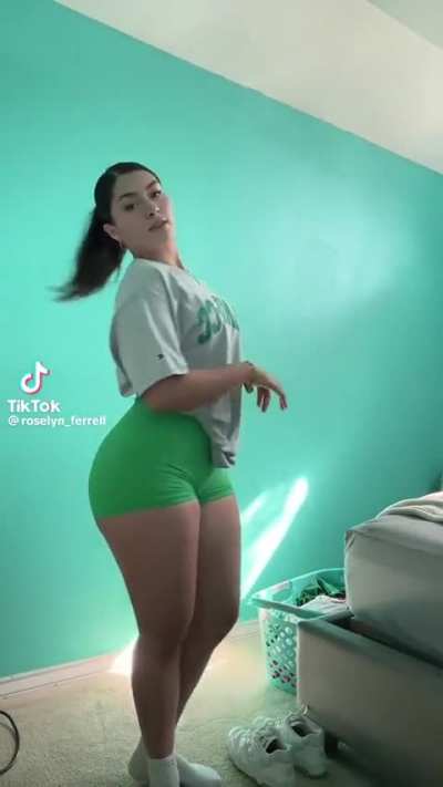 Curvy aff