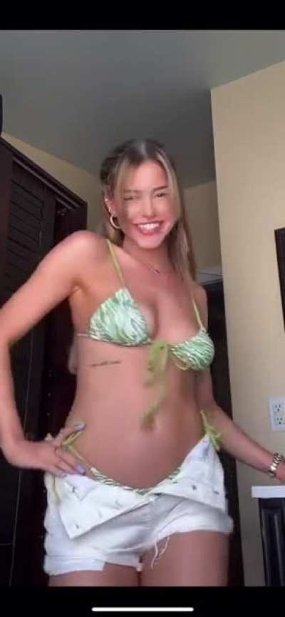 Lea Elui New Tiktok