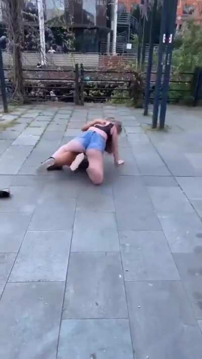 More jeans shorts vs shorts Catfight 