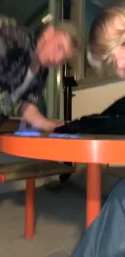 NEEE