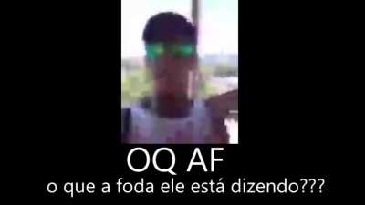 meu casinha está a cuspir héteros fatos