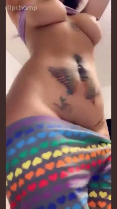 Gorgeous Thots Shaking It!!!