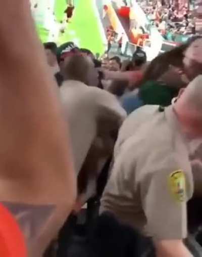 HMC while i slap a cop