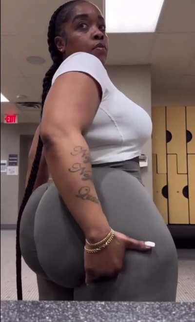 Her ass wobbles so much