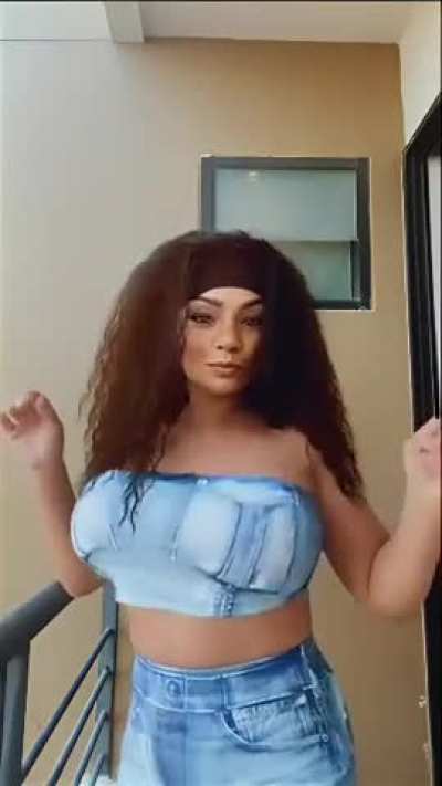 Flex Queen
