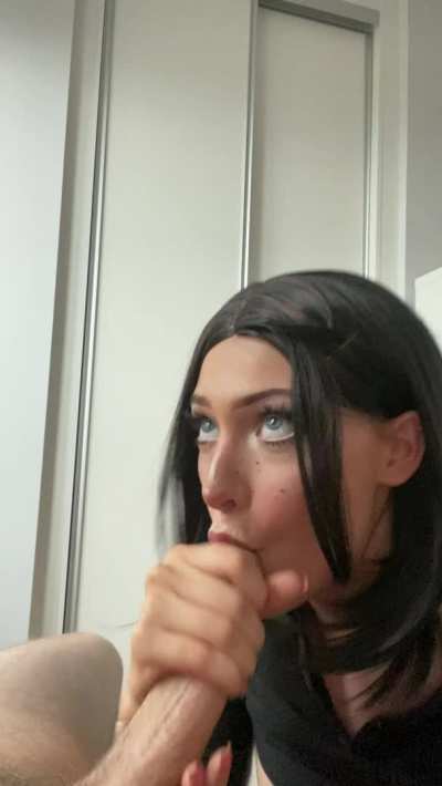 [reddit]bud stop playing with it, what if your gf sees my cock in your mouth, especially while you’re in her panties