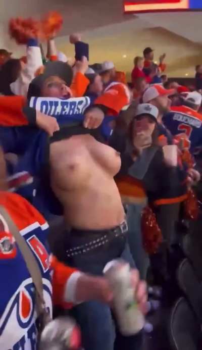BIG Hockey Fan