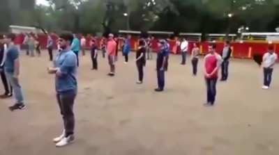 “A teacher shows that a bull in a square full of people does not attack anyone if it is not threatened”