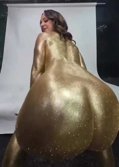 Jada & her huge ass