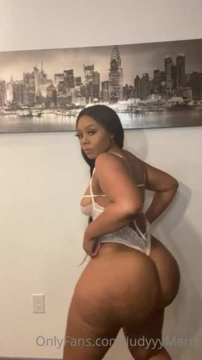 big ol ass #leak<wbr>sfort<wbr>hecom<wbr>munit<wbr>y