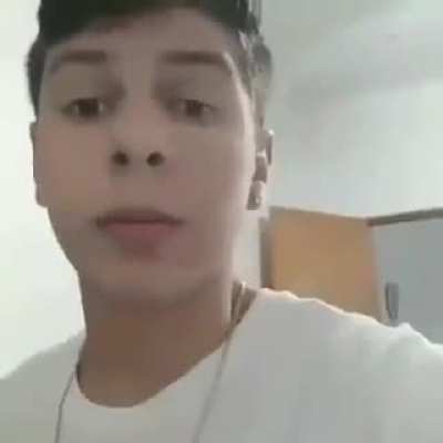 que mãe horrivel 😡😡