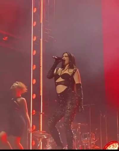 🥵🥵