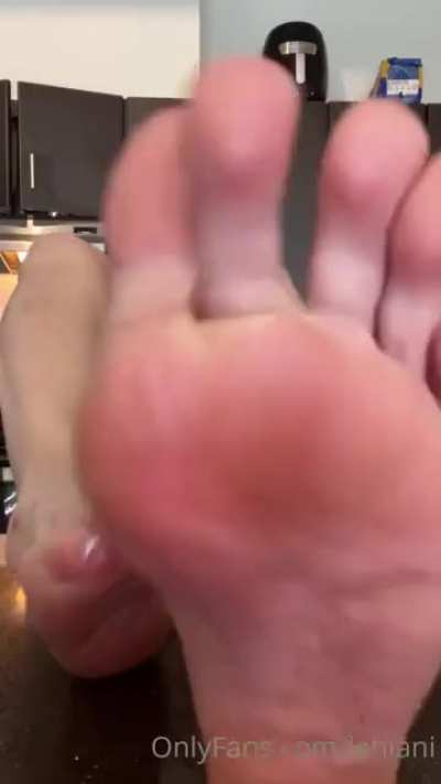 Asian soles🔥
