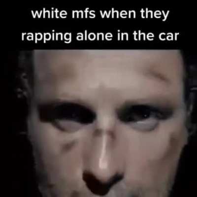 🤨📸