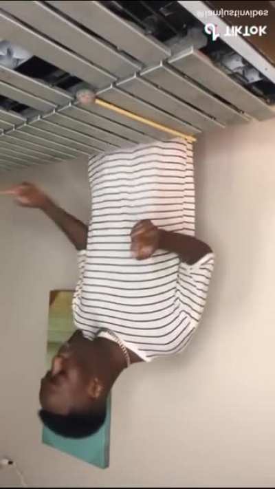 não é um meme eu so achei legal