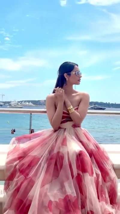 Manushi Chhillar - my gorgeous fucktoy working her magic
