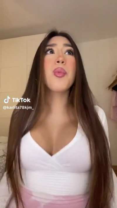 @karlita78kjm_