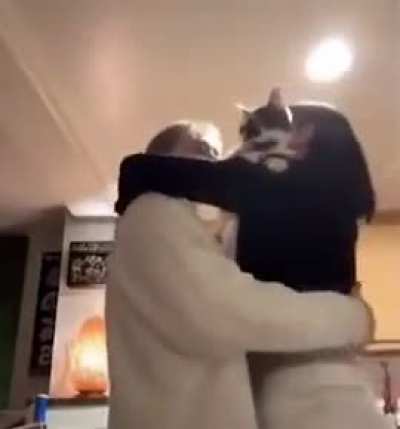 Double Mom Hug!