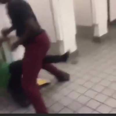 Not mine‼️ kid in the green shirt got rocked hard