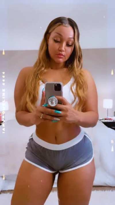 Tight Asscheeks2