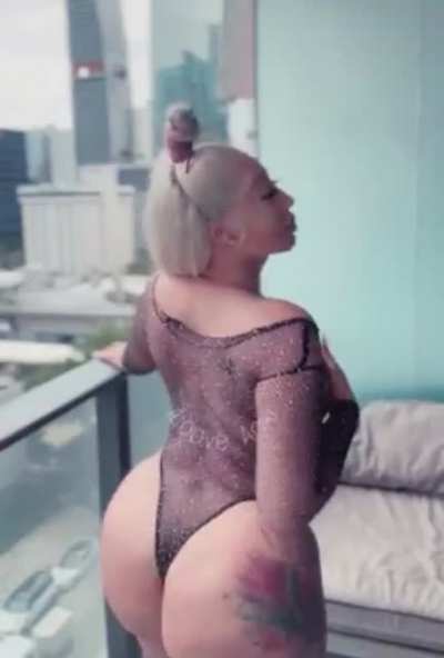 Ass clapping