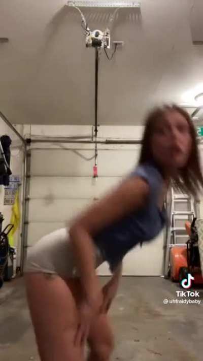 Definition of TikTok thot 😜