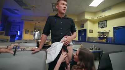Anya Olsen Gives Waiter A Big Tip