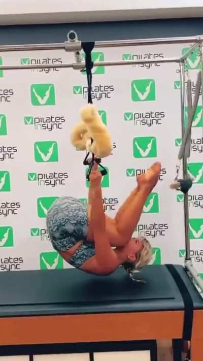 Australian diver Brittany O'Brien [gif]
