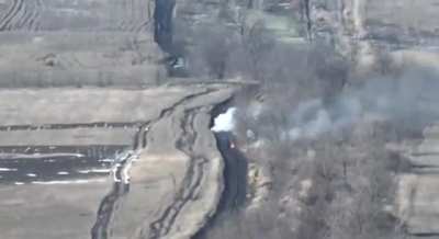 A Russian BTR-82A runs over a mine in Zaporizhzhia Oblast [Published 28/11/2023]