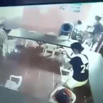 I can't help but laugh along with the people watching this