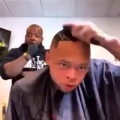 🤨