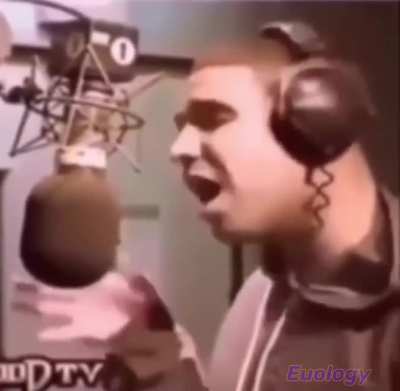 Drake raps D1