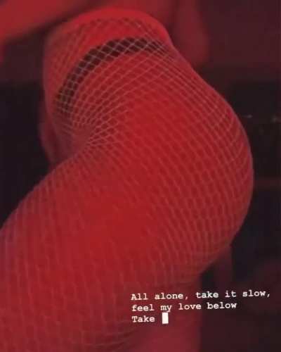 below🍑🫦