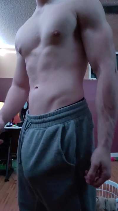 I love sweatpants