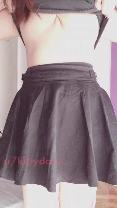 this is how I'd greet you everyday, with my huge tits on your face 🎶 [OC]