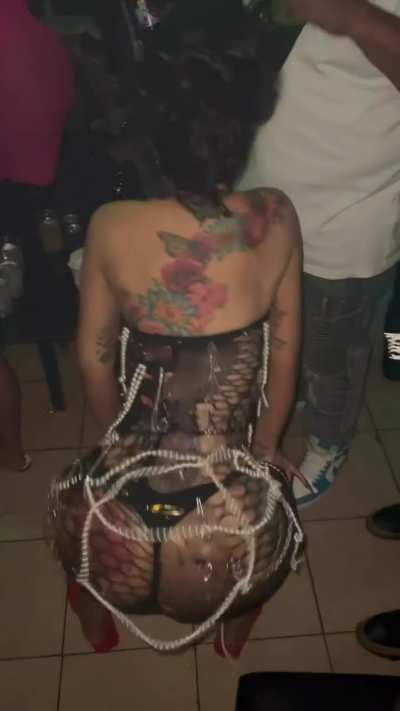 Cardi B Twerking