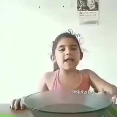 me paso--- Cristian si ves esto saluda al kinder b