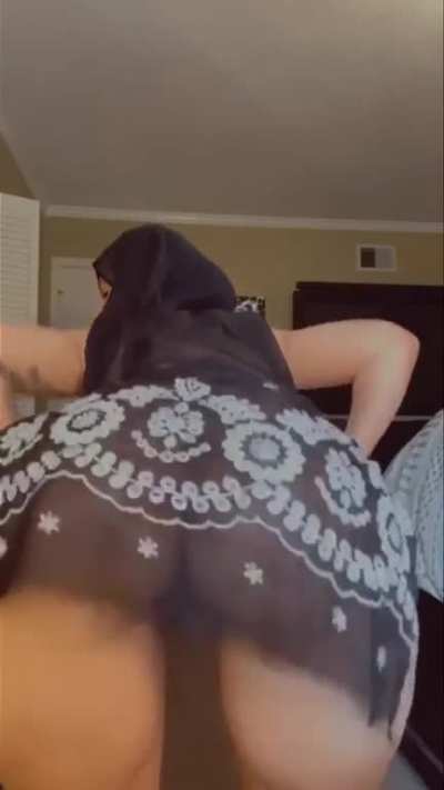 😲