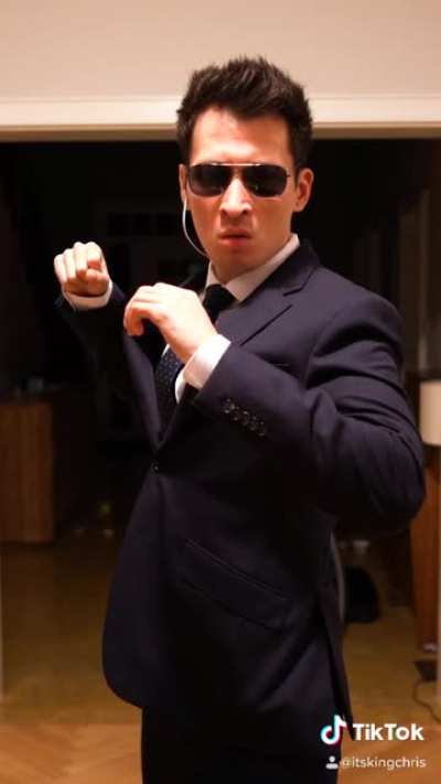 As per request: Aerobic Keanu fights off Agents