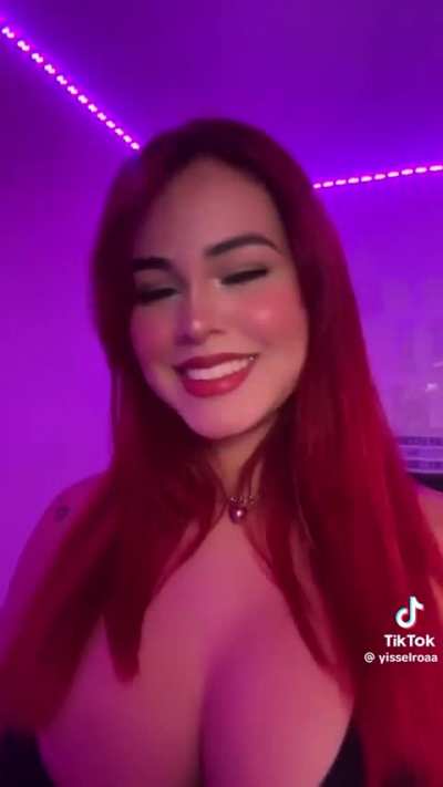 @yisselroaa